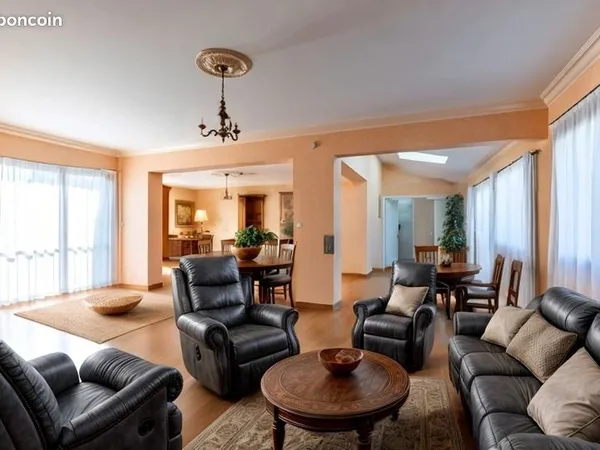 Maison 7 pièces 152 m² 