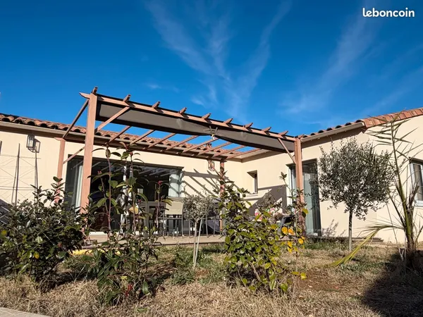 Villa contemporaine de plain-pied avec piscine - Construction 2023 