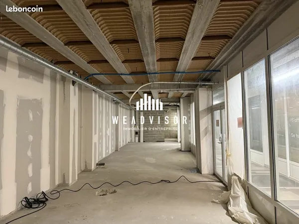 Local commercial 118 m² 