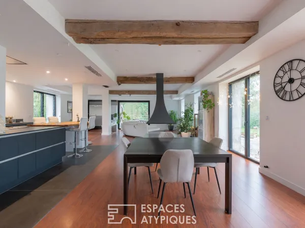Vaste longère contemporaine au coeur de la nature 