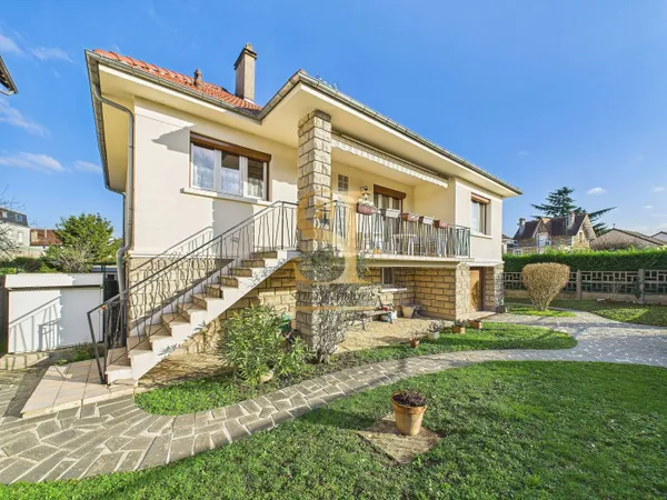 Maison 5 pièces 118 m² 