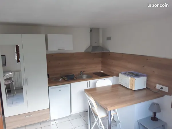 Studio meuble pour etudiant 
