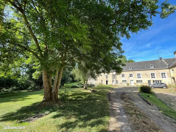 Propriété 11 pièces 950 m² 