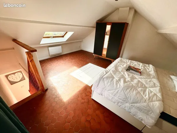 F2 meuble en duplex 