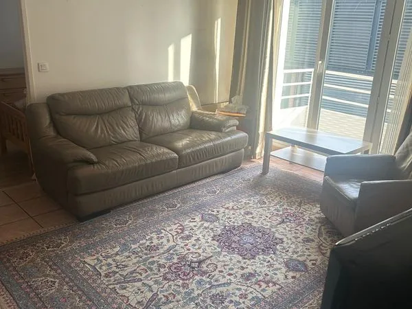 Loue appartement 40m² meublé centre de Chatillon -1100 CC 