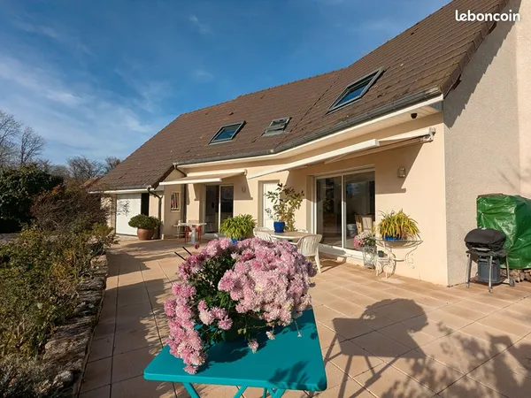 Maison 5 pièces 146 m² 