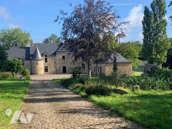 Maison 7 pièces 264 m² 