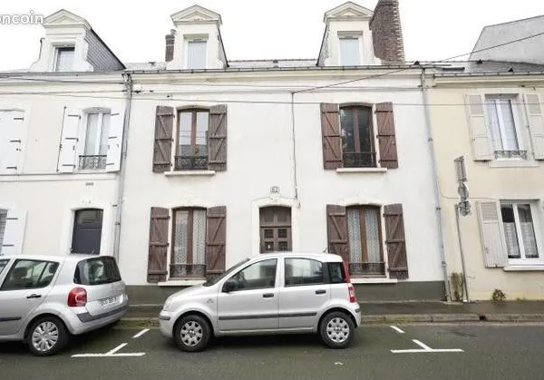 DOUBLE MANCELLE de + 160 m² 