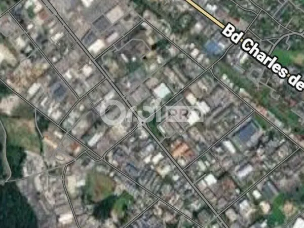 Local d'activité 4 000 m² 