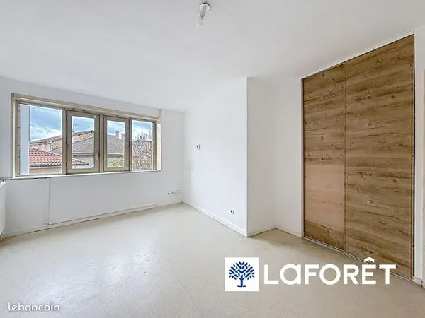Appartement 3 pièces 63 m² 