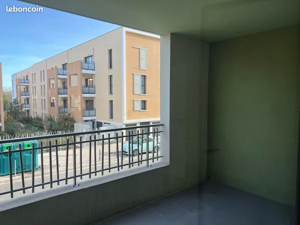 T1 avec piscine sur Aix la Duranne 