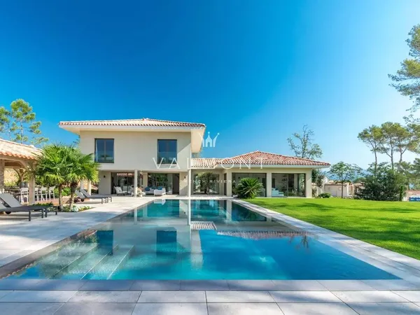 Villa 250 m² 