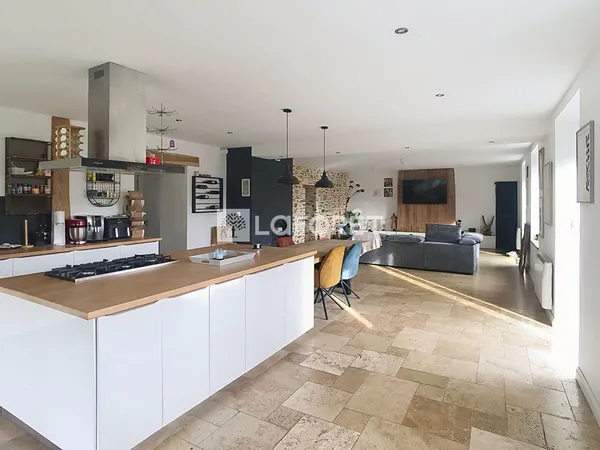 Maison Val D Anast 5 pièce(s) 218 m2 