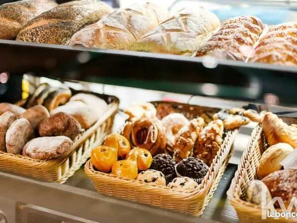 Fonds de commerce boulangerie 140 m² 