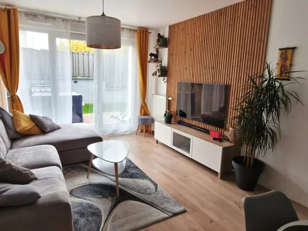 Exceptionnel T3 59m² avec jardin de 32m² - Parking inclus - Calme Absolu 
