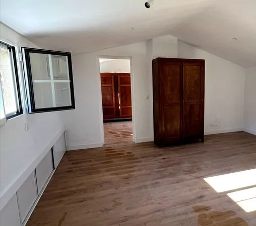 Appartement F2 vide Bastia 