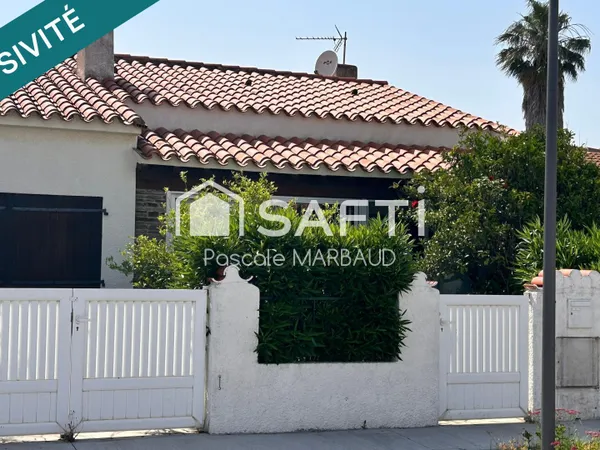 Villa plain pied avec garage sur 240 m² de terrain clôturée 