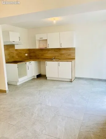 Appartement 4 pièces 79 m² 