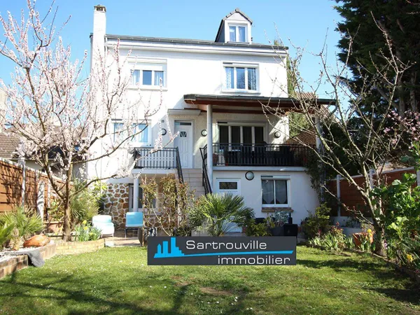 Maison 10 pièces 263 m² 