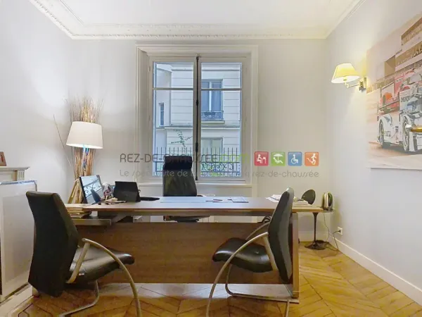 BUREAUX SUR COUR PROFESSIONS LIBERALES RUE MARBEAU 