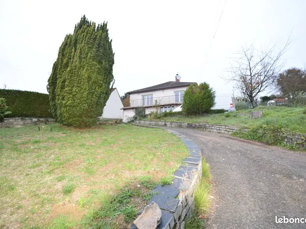 Maison 4 pièces 154 m² 