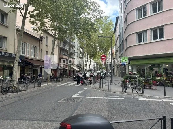 Local commercial 70 m² 