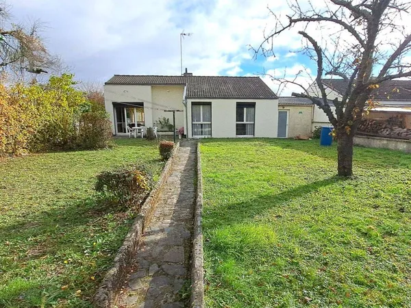 Maison de plain-pied 5 pièces 81 m² 