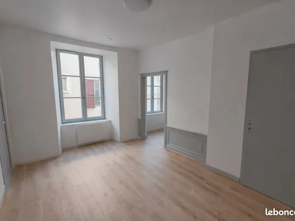 Studio entièrement rénovée 