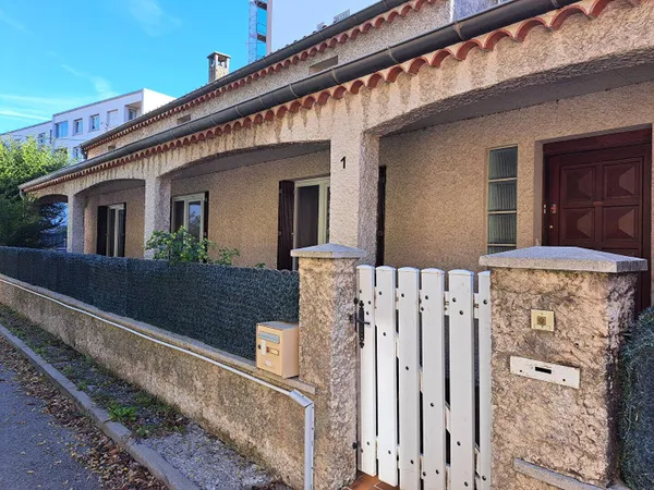 Maison 8 pièces 160 m² 