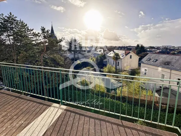 Appartement 3 pièces 77 m² 