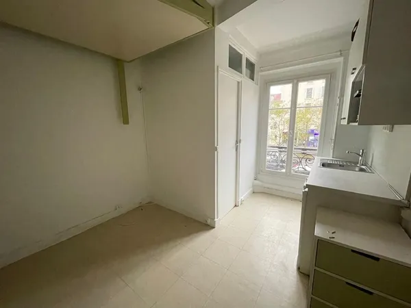STUDIO - PORTE DE SAINT-CLOUD 