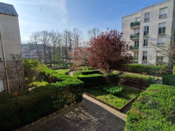 Appartement 1 pièce 33 m² 