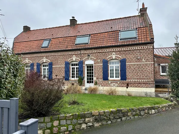 FRESSAIN-EN EXCLUSIVITE-LONGERE-3 CHAMBRES+1 BUREAU-GARAGE-J 