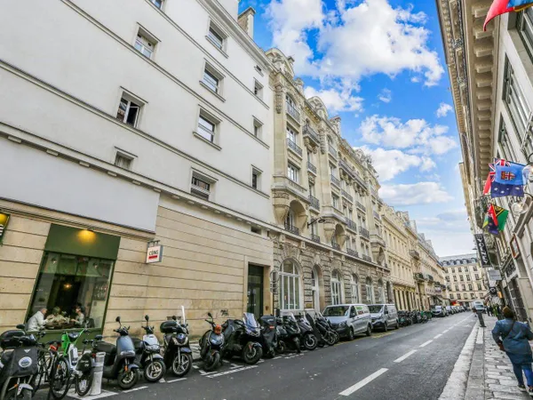 Bureaux 57 m² 