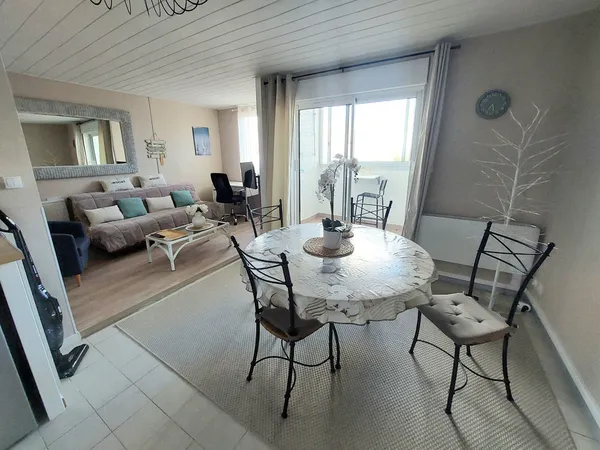 APPARTEMENT 1 CHAMBRE AVEC POSSIBILITÉ D'EN FAIRE 2 