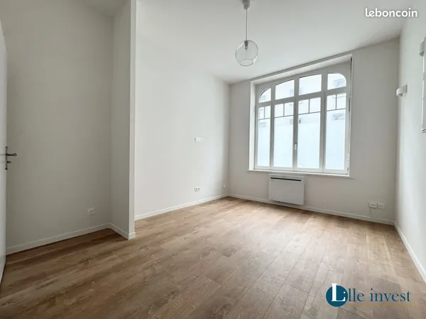 Studio 1 pièce 21 m² 