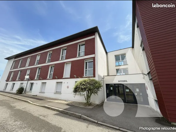Studio 1 pièce 20 m² 