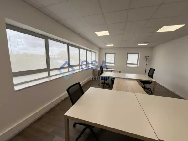 Vente Bureau Milly La Foret 91490 