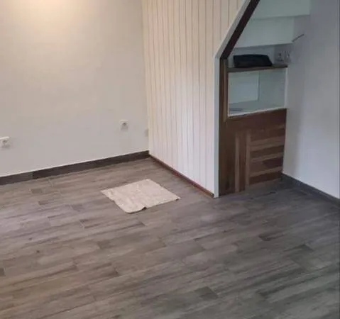 Studio 1 pièce 29 m² 