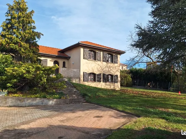 Maison 7 pièces 167 m² 