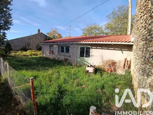 Immobilier professionnel Vente Thouars   19500€