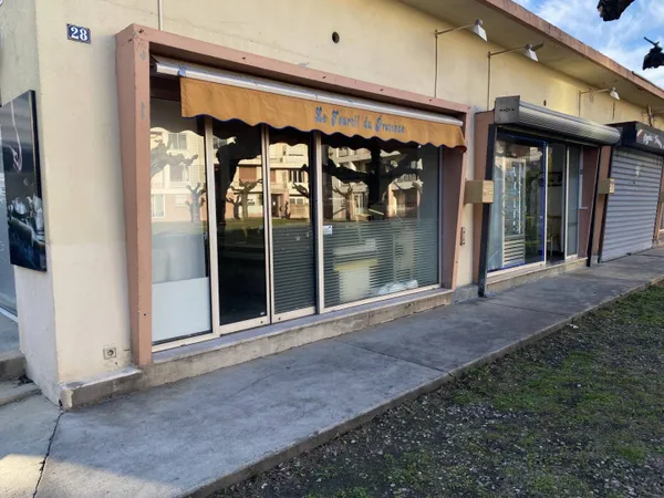 Local commercial 52 m² 