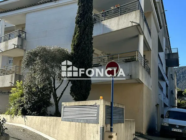 Appartement T2 - Idéal Investisseur ou Premier Achat - Grand Garage en Sous-Sol 