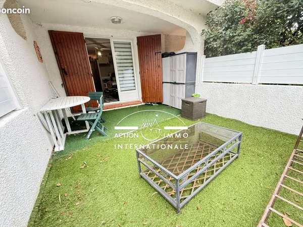 Studio 1 pièce 28 m² 