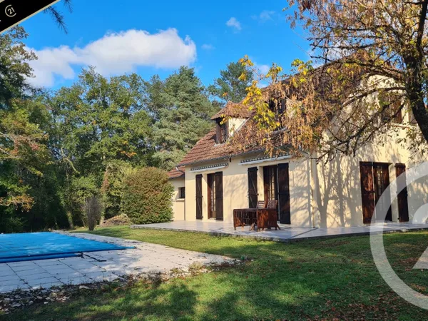 Maison 6 pièces 122 m² 