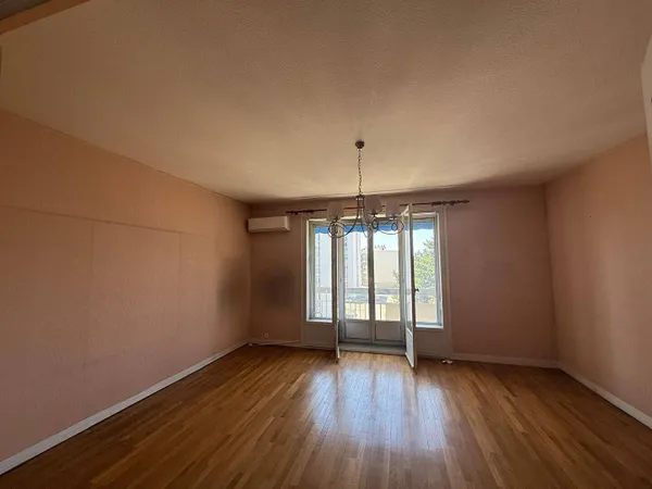 Appartement 3 pièces 76 m² 