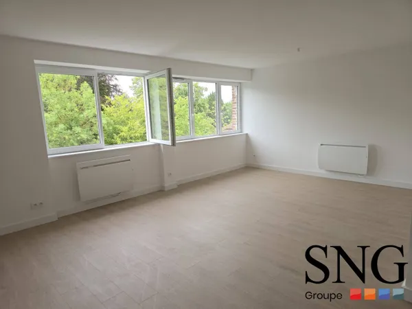 Appartement 4 pièces 77 m² 