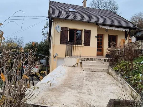 Maison - 4 pièces - hauteur d'Aubusson - 4000 m² terrain 