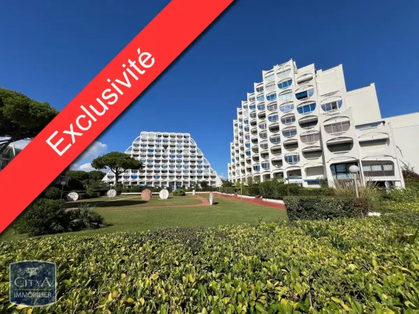 Studio 1 pièce 27 m² 