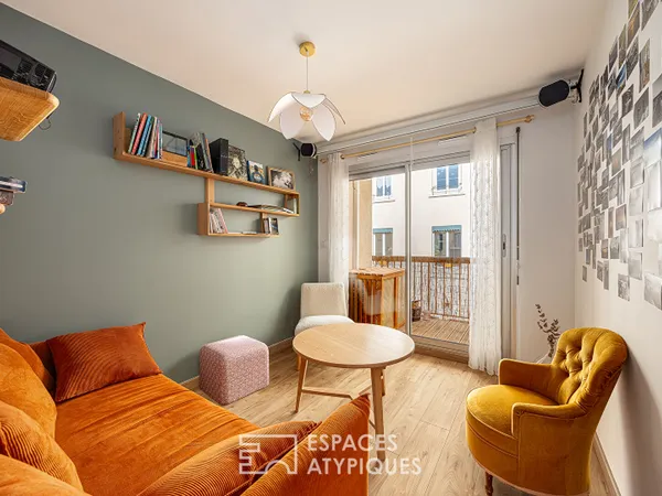 Chaleureux rénové avec balcon à Raspail 